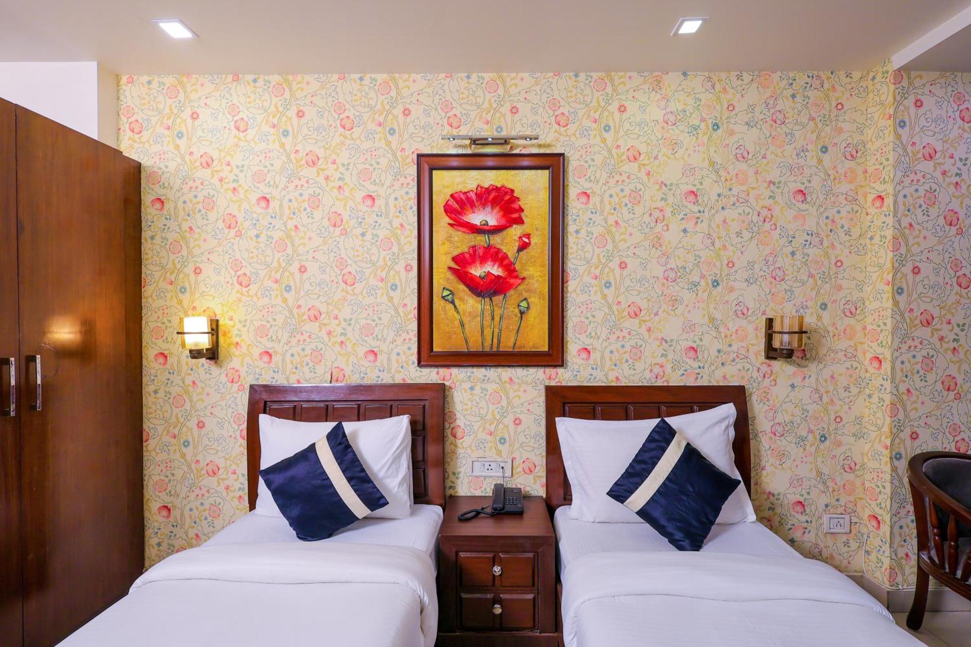 Nikko Blue - Boutique Hotel グルガウン エクステリア 写真